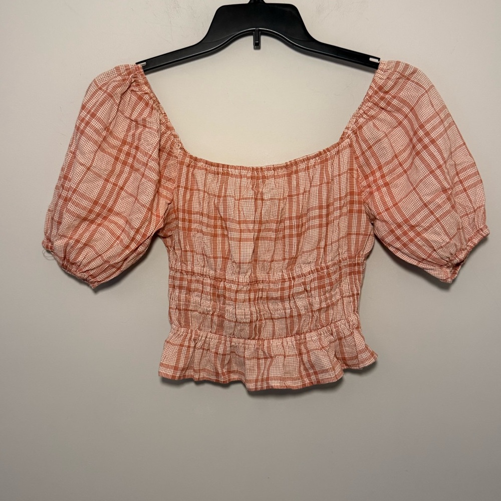 Sim & Sam gingham burnt red color pleasant style crop puff sleeves shirt. M